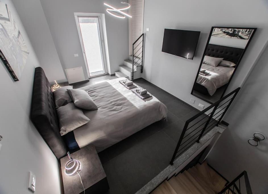 科莱尼奥Modern Loft Center Of Turin + Jacuzzi 30M Metro公寓 外观 照片