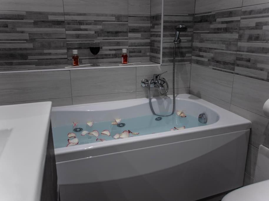 科莱尼奥Modern Loft Center Of Turin + Jacuzzi 30M Metro公寓 外观 照片
