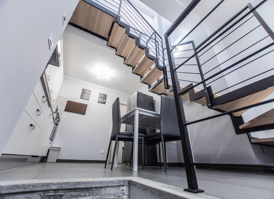 科莱尼奥Modern Loft Center Of Turin + Jacuzzi 30M Metro公寓 外观 照片
