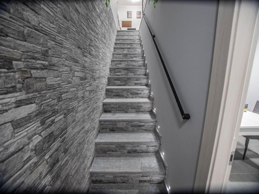 科莱尼奥Modern Loft Center Of Turin + Jacuzzi 30M Metro公寓 外观 照片